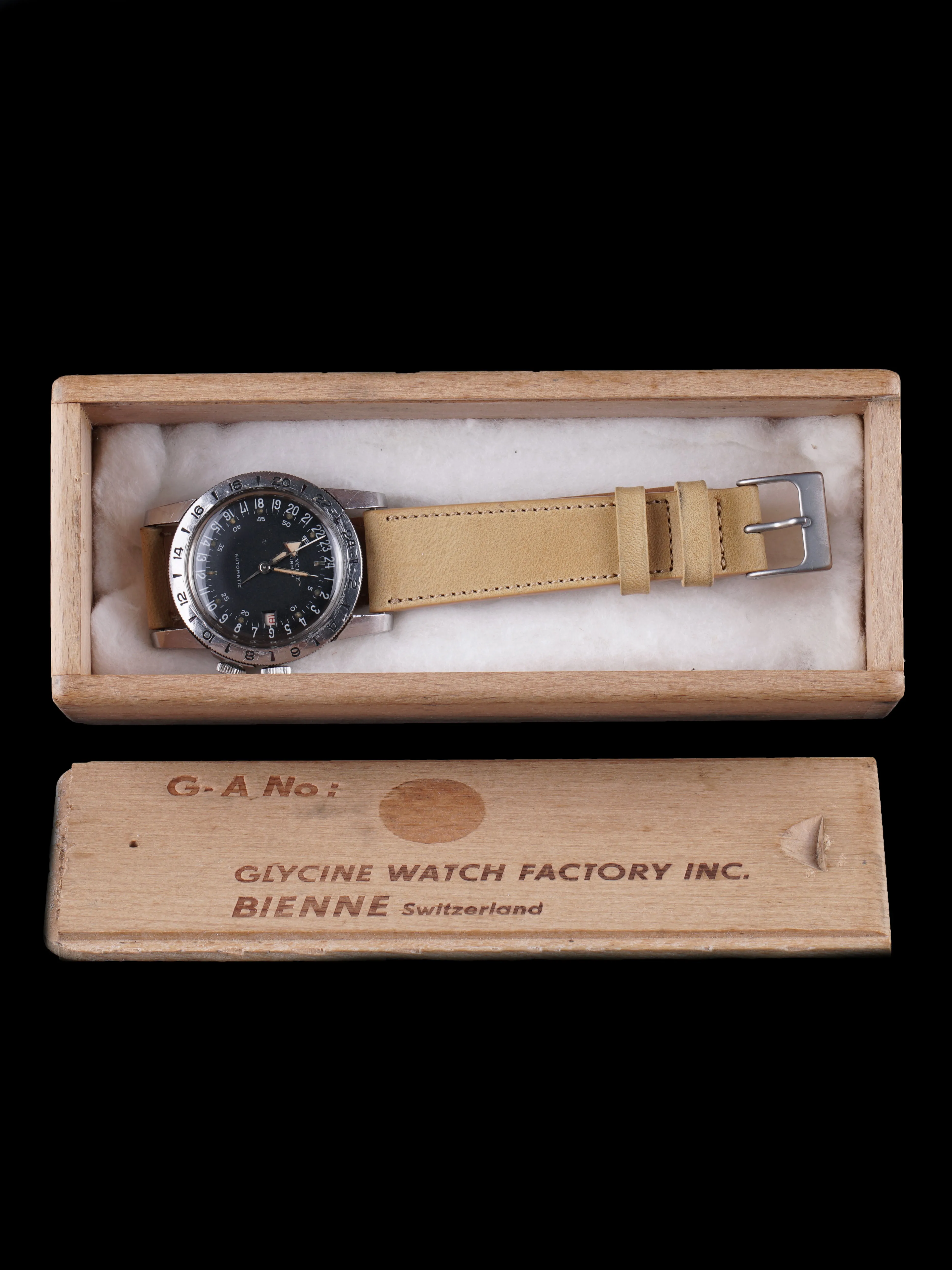 1950s Glycine Airman W/ Box and Papers
