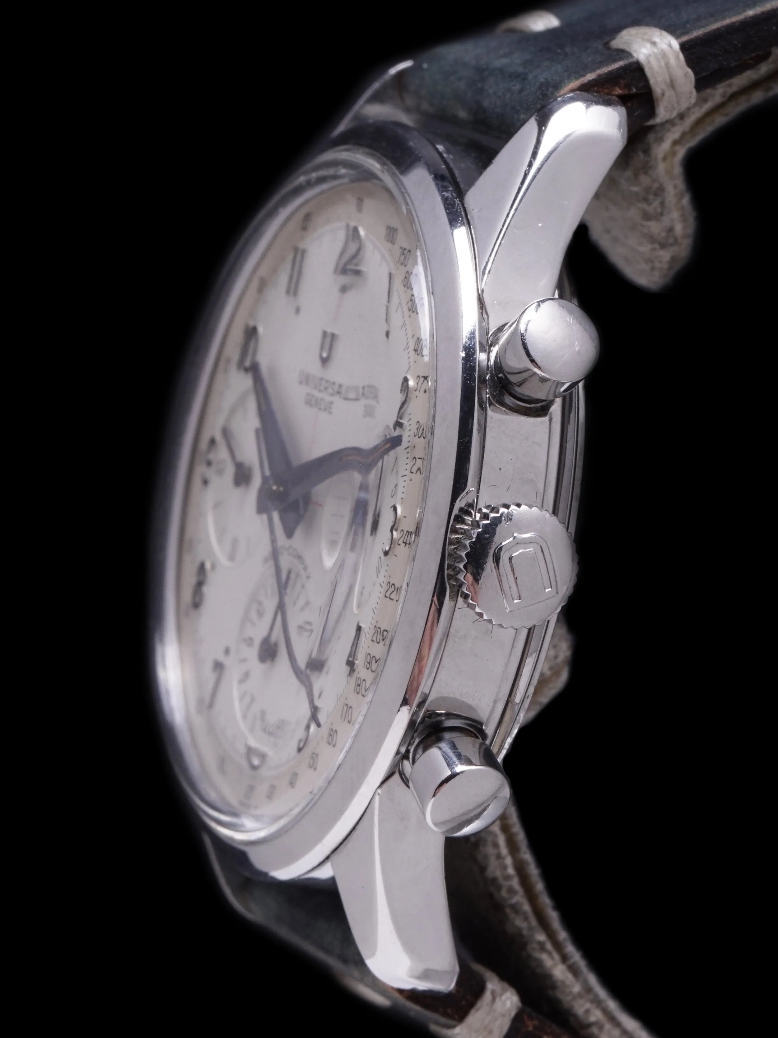 1960s Universal Genève Aero-Compax (Ref. 22704/3) "Type B"