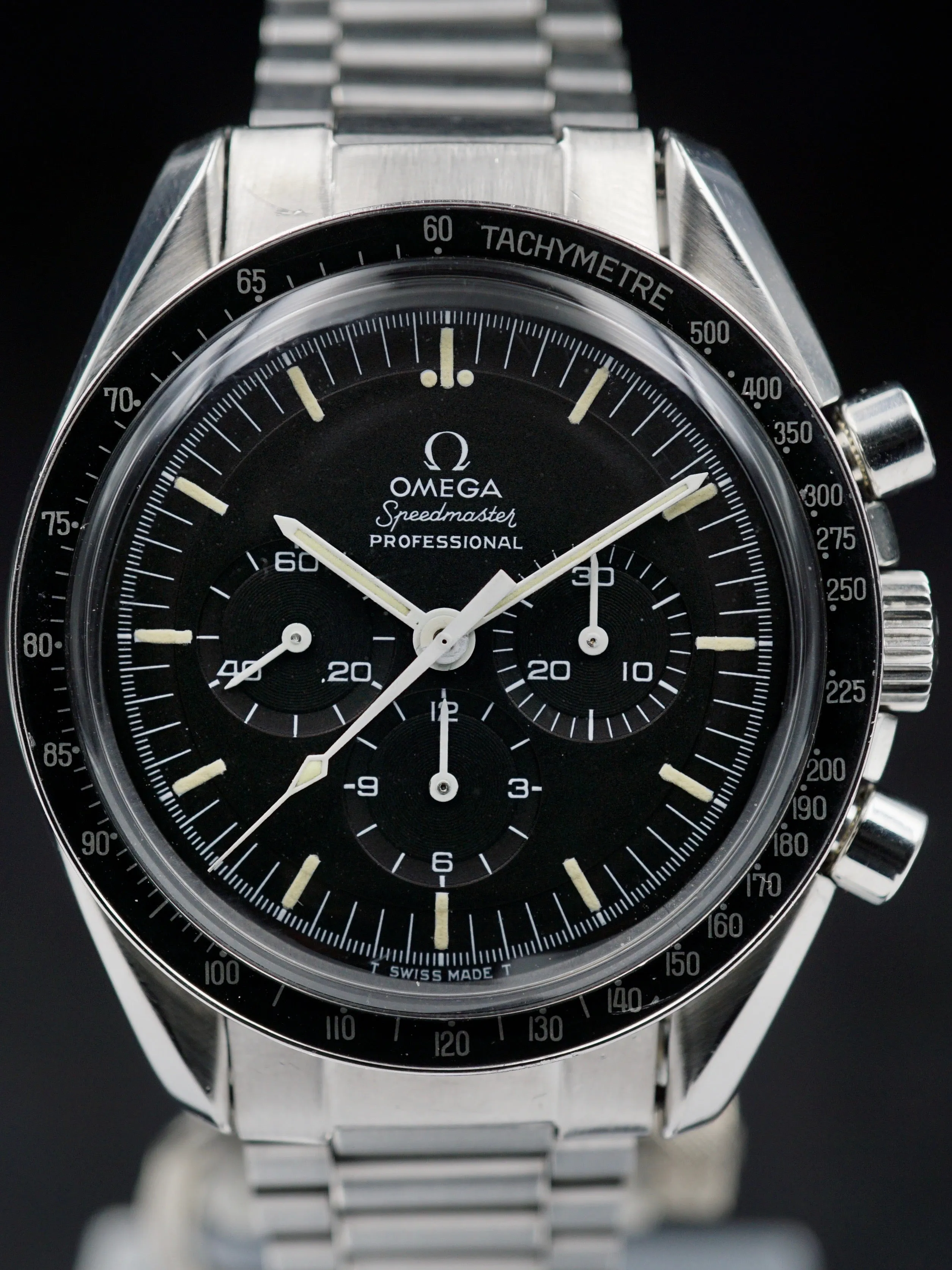 1973 OMEGA Speedmaster Professional 145.022-69 "Straight Writing Case Back"
