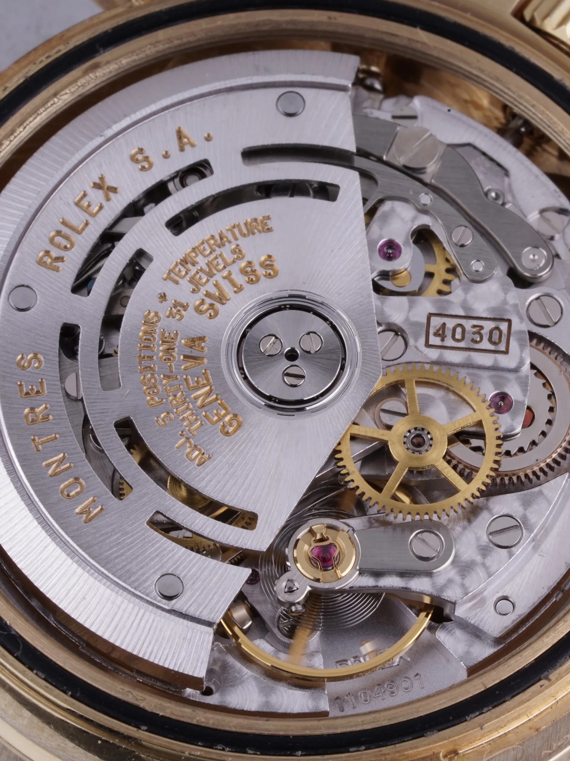 1997 Rolex Zenith Daytona (Ref. 16528) 18k YG White Dial