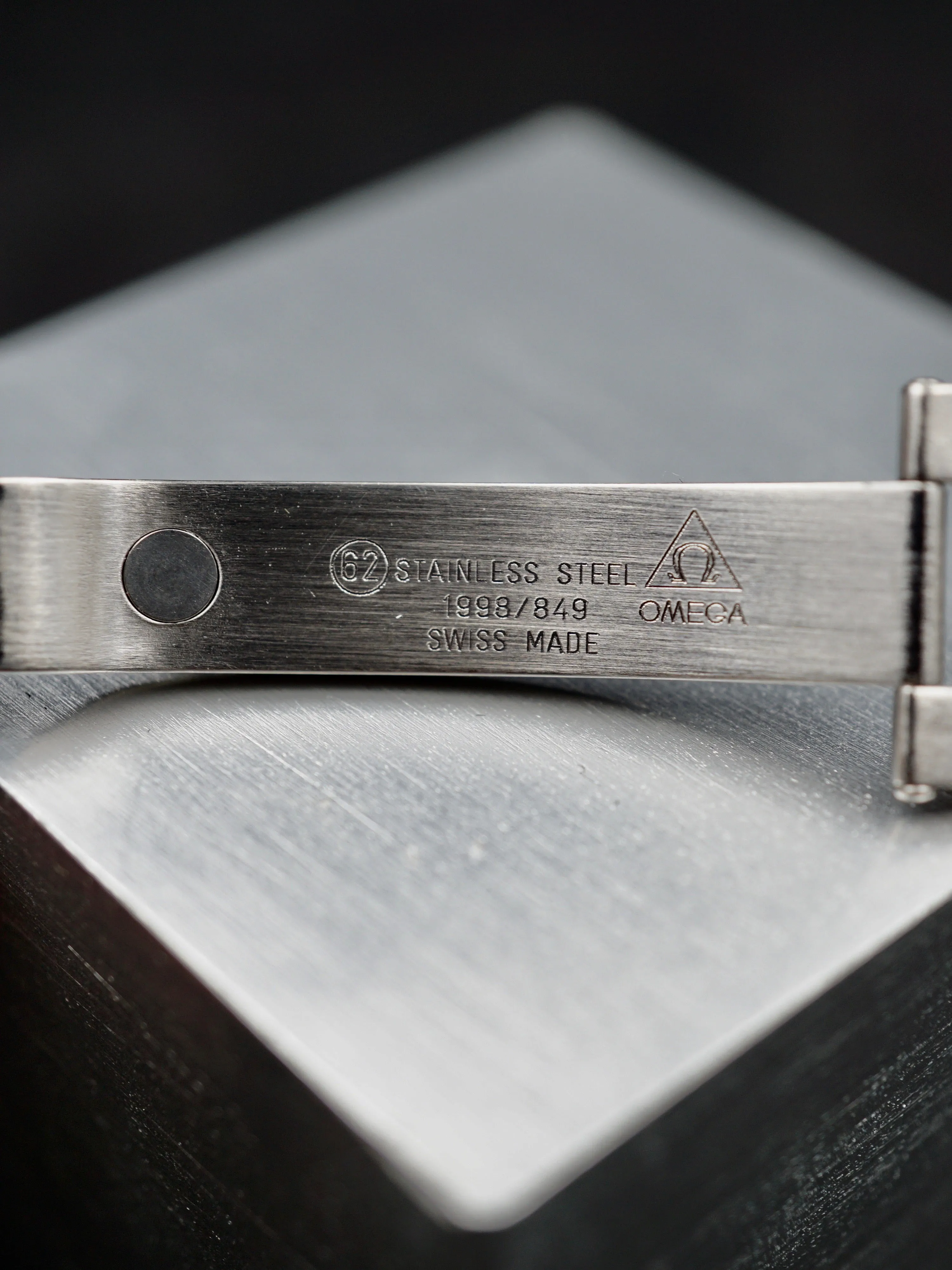 2000 OMEGA Speedmaster Professional 145.0222 "Broad Arrow" Reissue