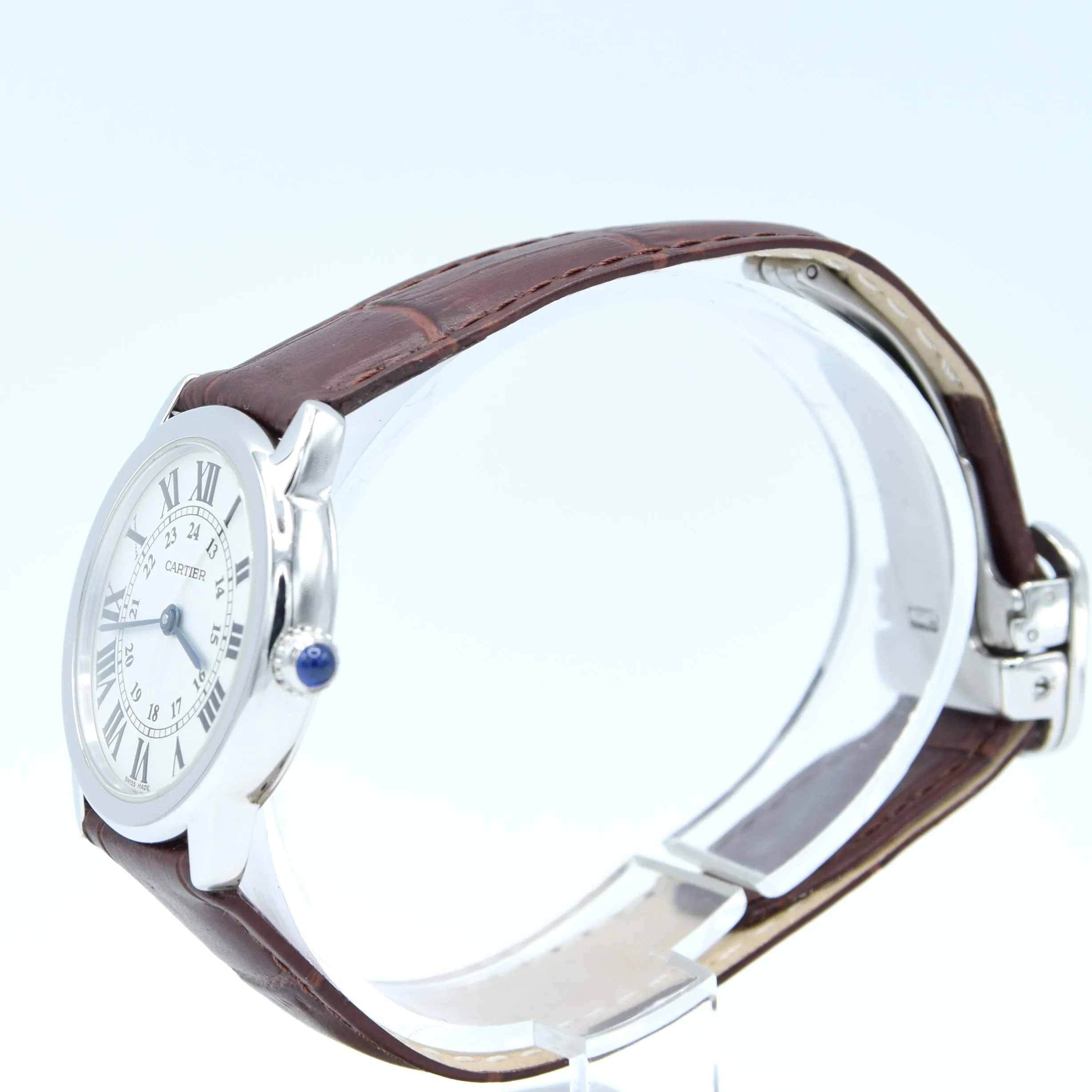 2015 Cartier 29mm Ronde Solo de  2933 - with white Roman Numeral Dial in stainless steel on deployment