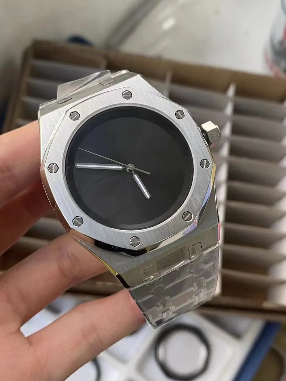 22SS Timeless Steel Watch