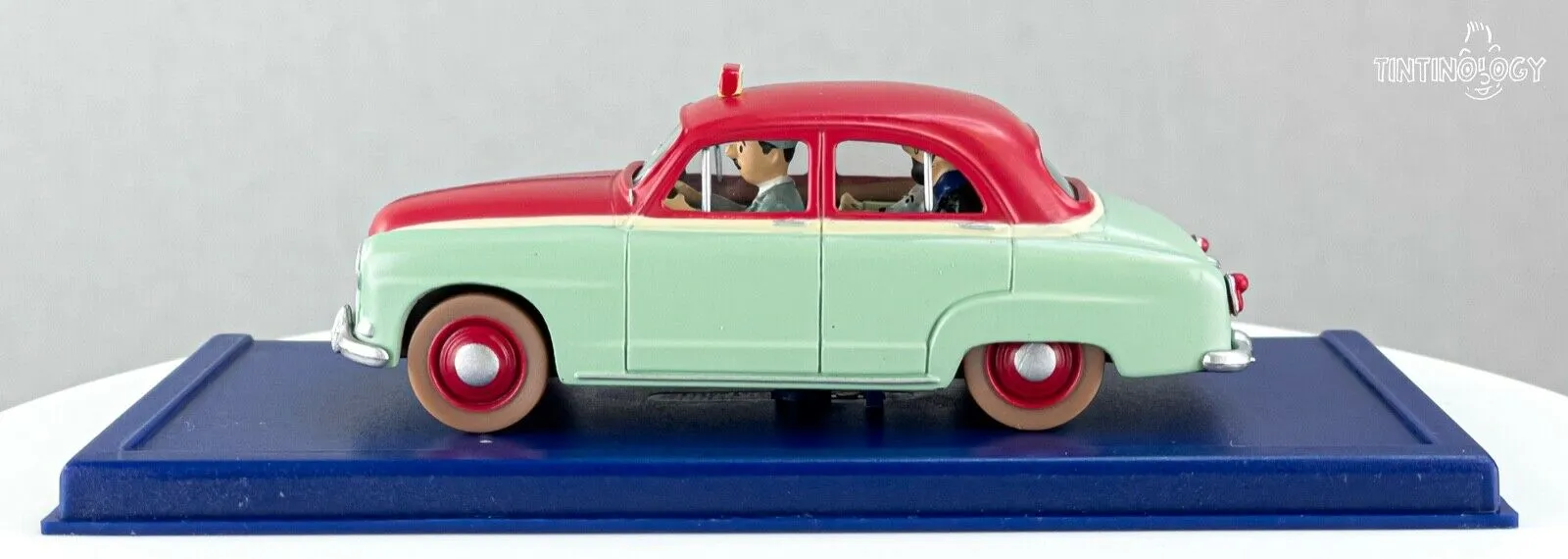 ATLAS TINTIN CAR # 21 Simca Taxi - Calculus Affair Herge model car 1/43 Scale