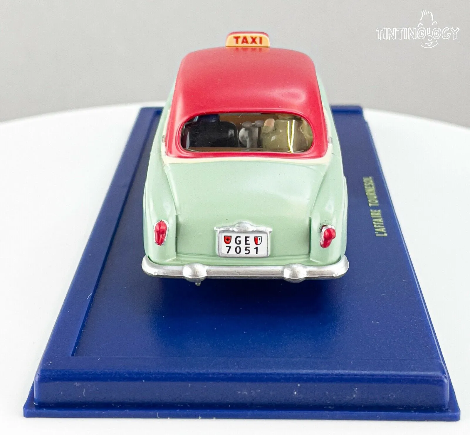ATLAS TINTIN CAR # 21 Simca Taxi - Calculus Affair Herge model car 1/43 Scale