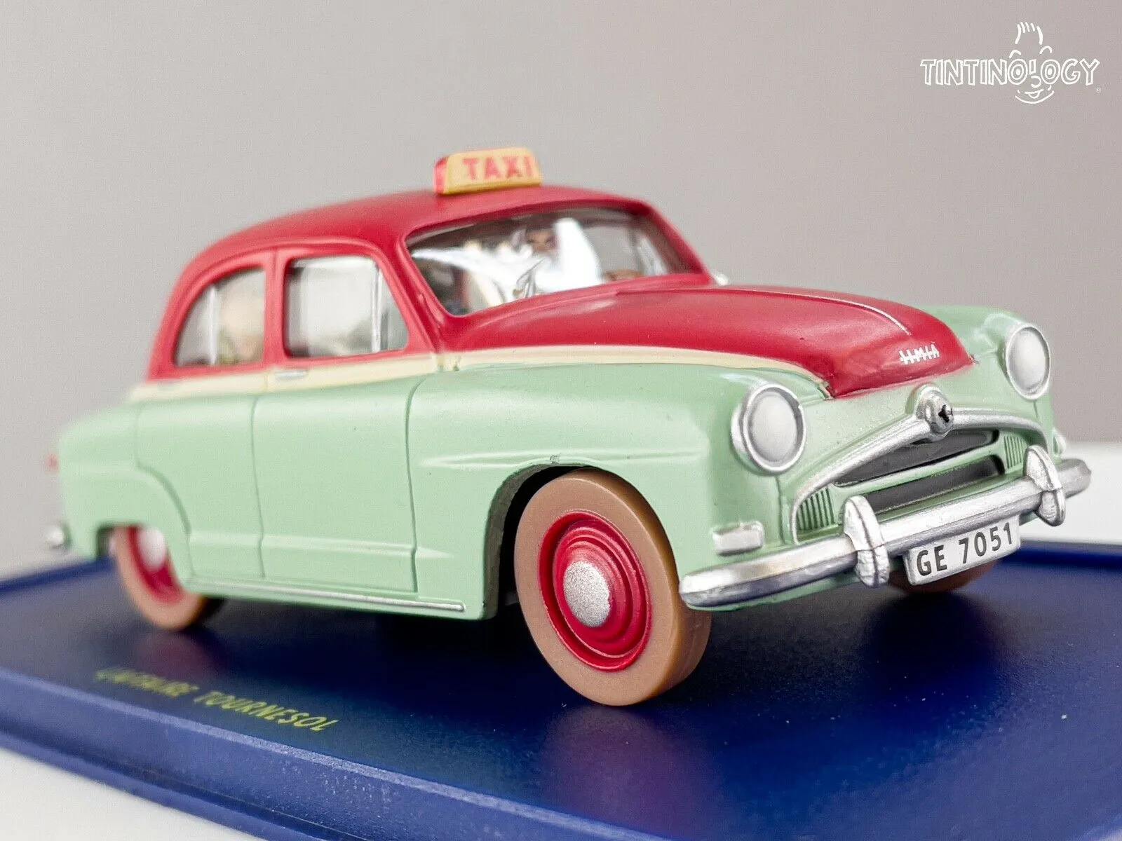 ATLAS TINTIN CAR # 21 Simca Taxi - Calculus Affair Herge model car 1/43 Scale
