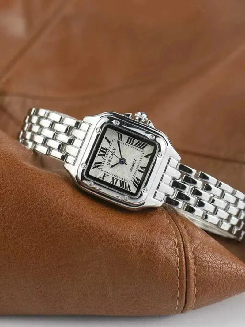 Belluno – Roman numeral dial – Vintage watch