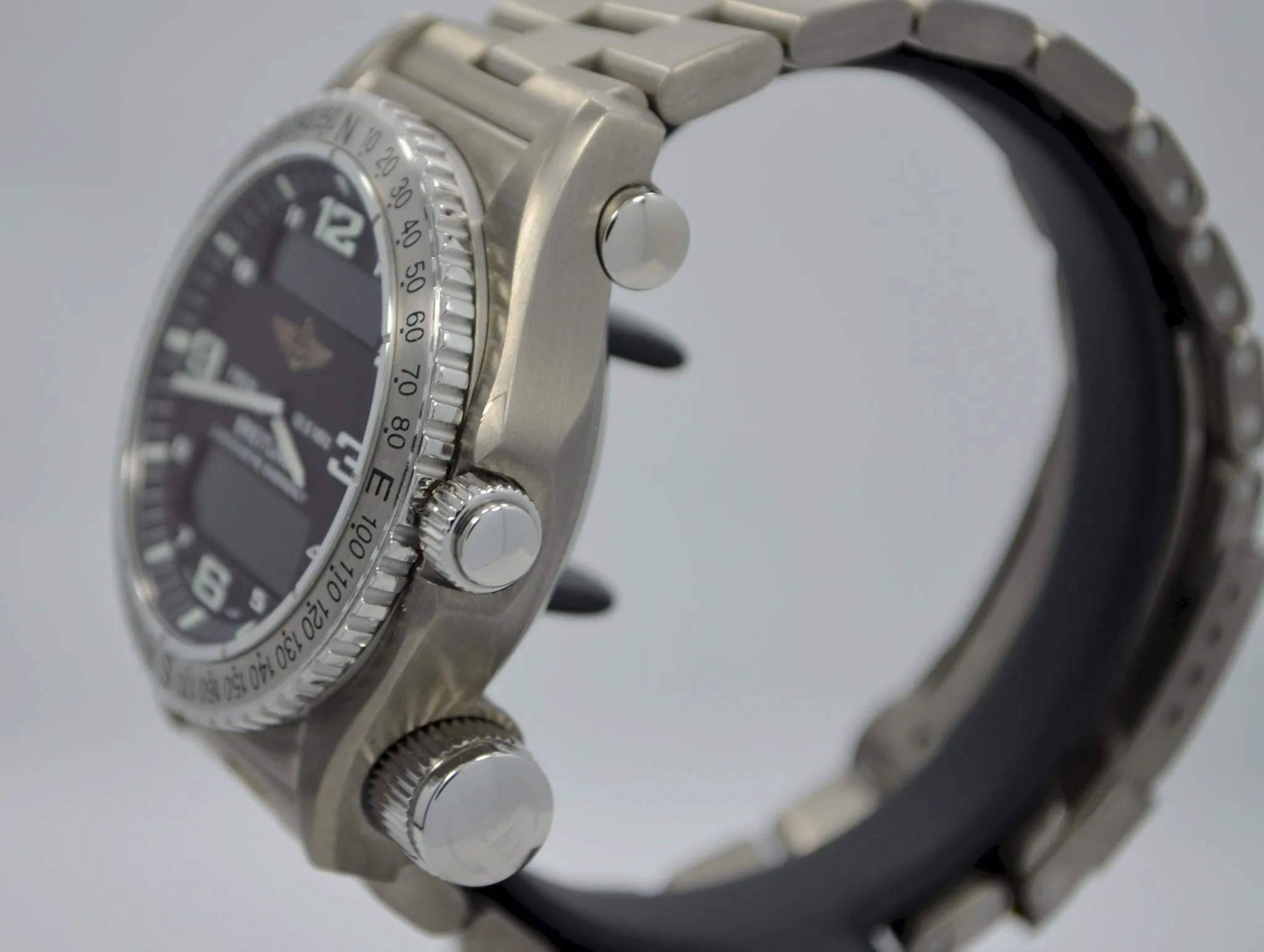 Breitling Emergency E76321 Titanium Aeronautical Kit Quartz Wristwatch