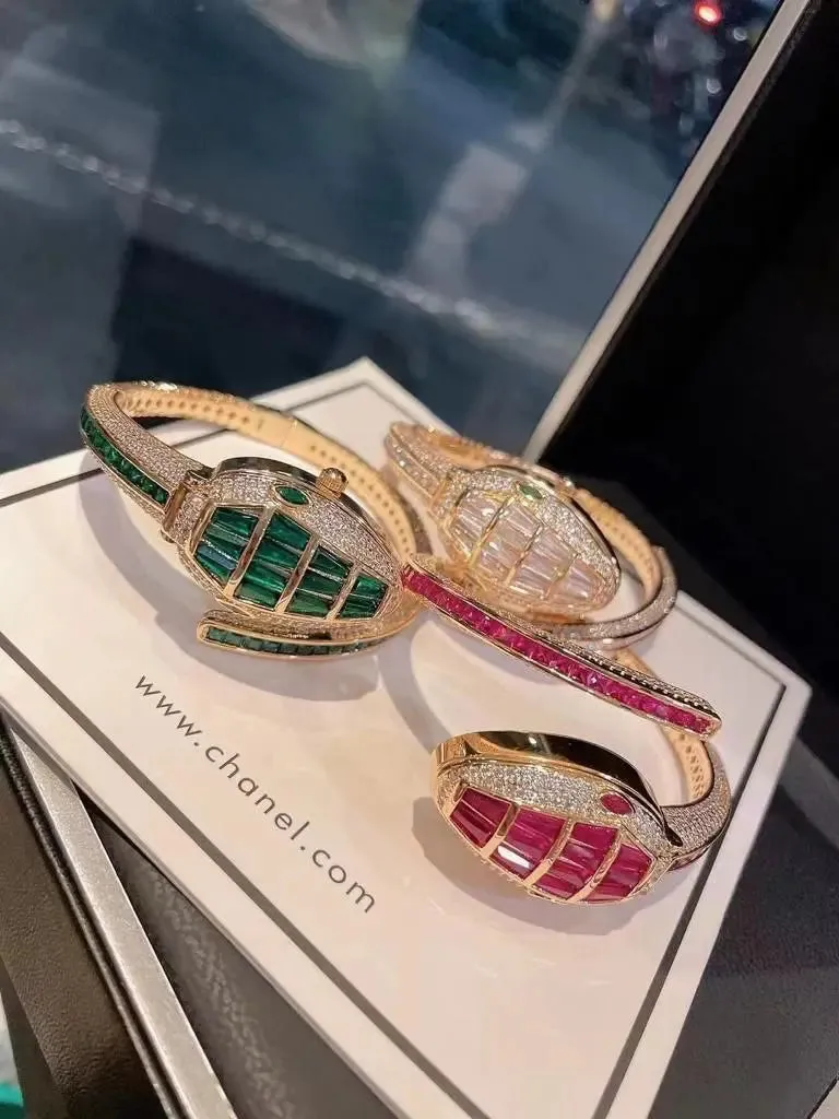 Bvlgari Serpenti Misteriosi – Luxury Watch of Timeless Elegance