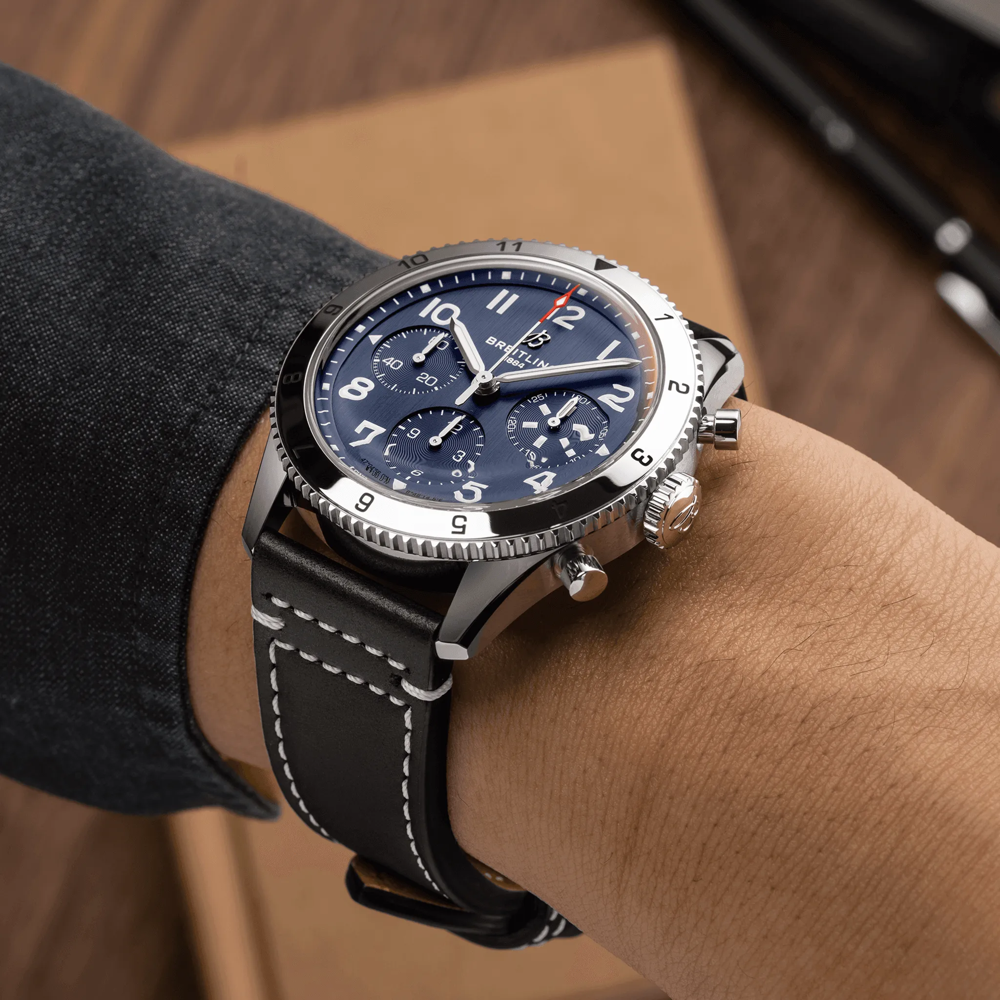 Classic AVI Chronograph 42mm Stainless Steel - Tribute To Vought F4U Corsair