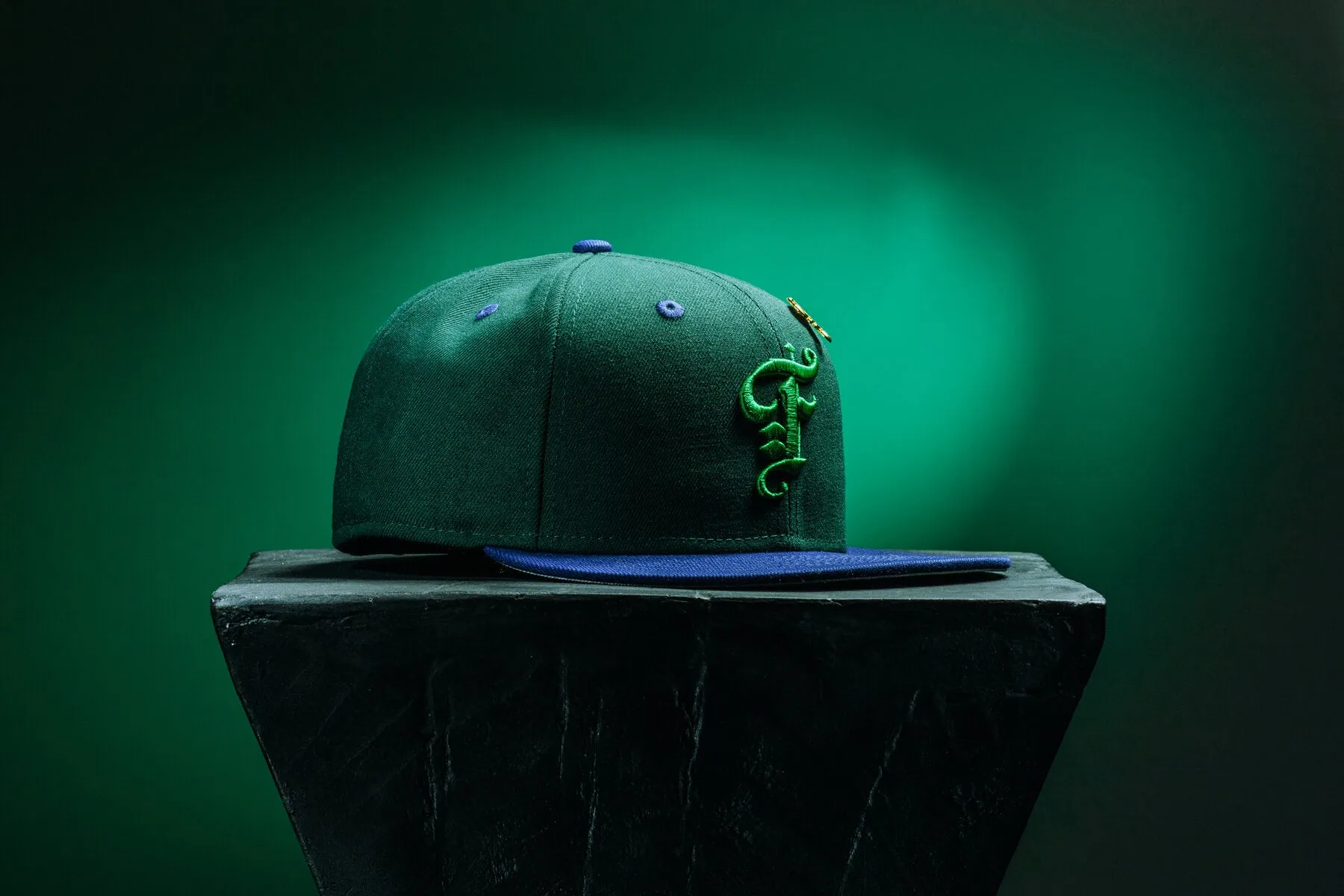 Feature x New Era "Timepiece" OE Fitted - Green/Royal