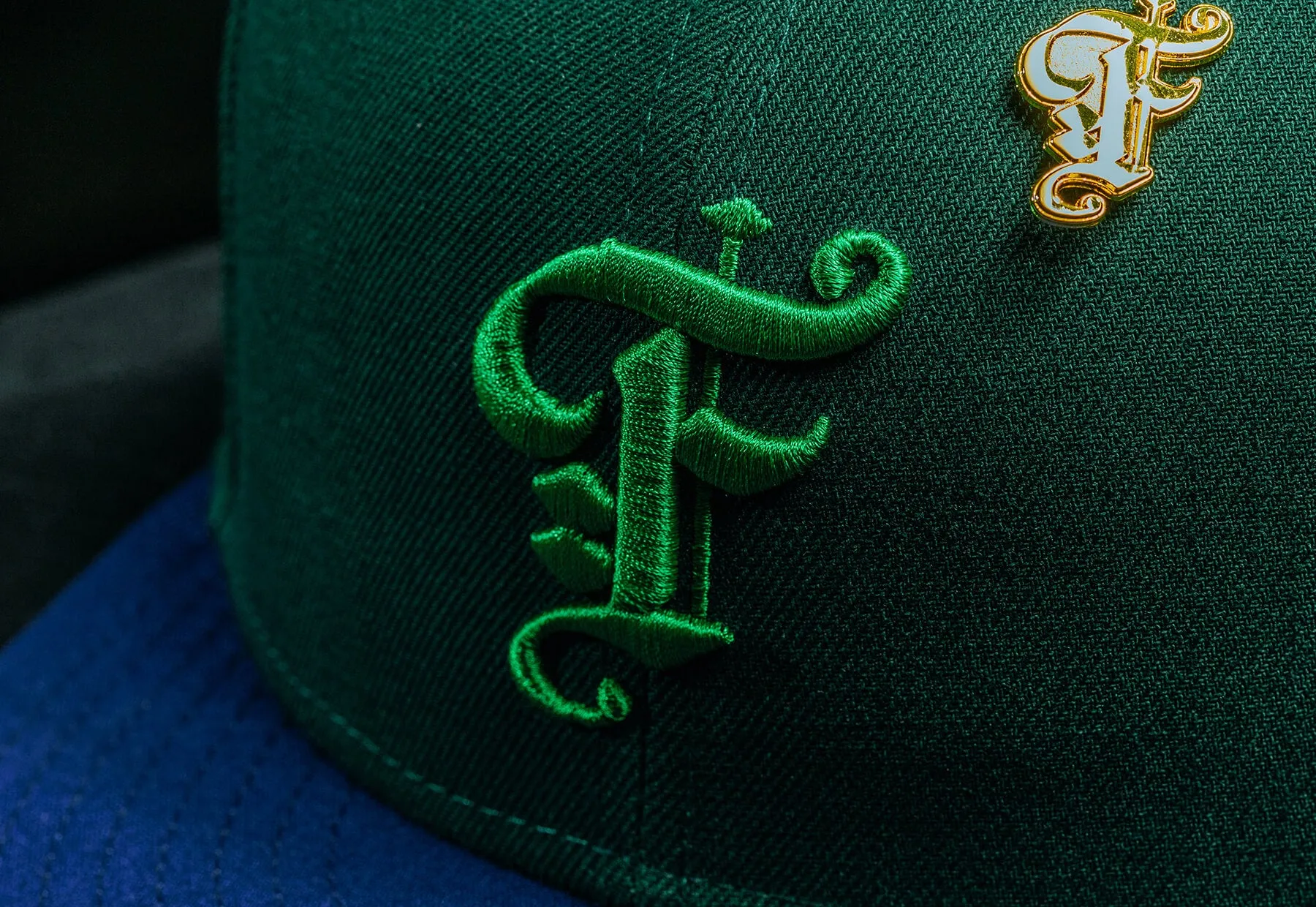 Feature x New Era "Timepiece" OE Fitted - Green/Royal
