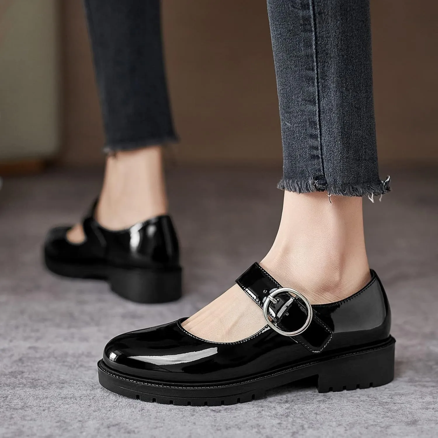 Gicoiz Classic Patent Mary Jane Womens Round Toe Buckle Pumps
