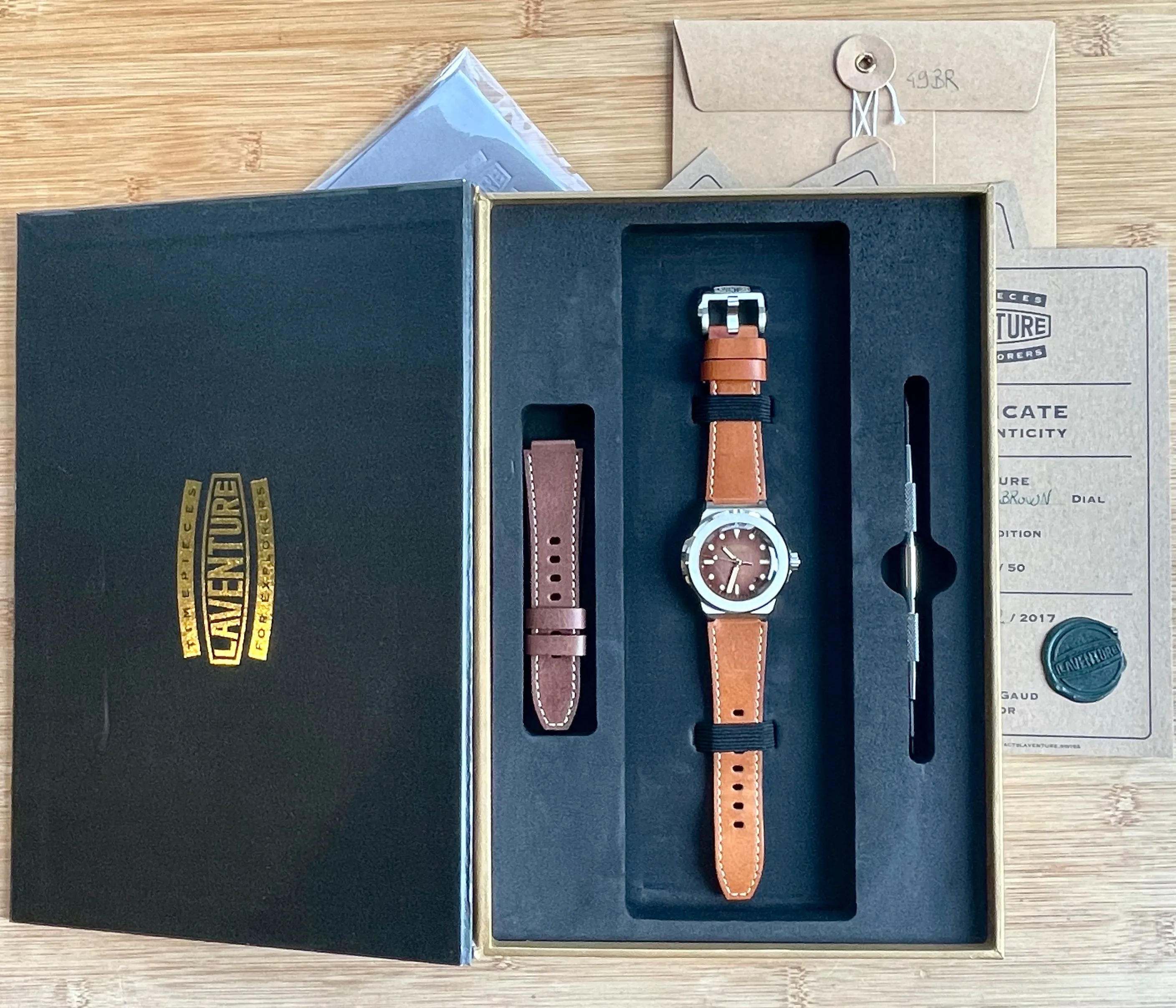 Laventure Marine in Steel/Brown
