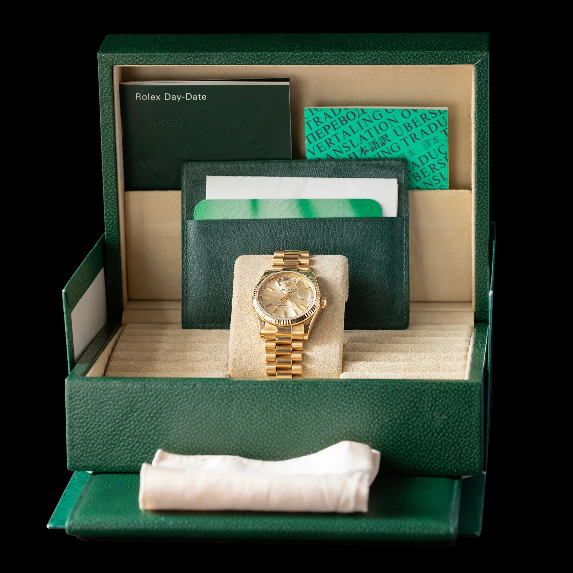 Rolex - 2001 Day-Date 'President' 18kt Gold