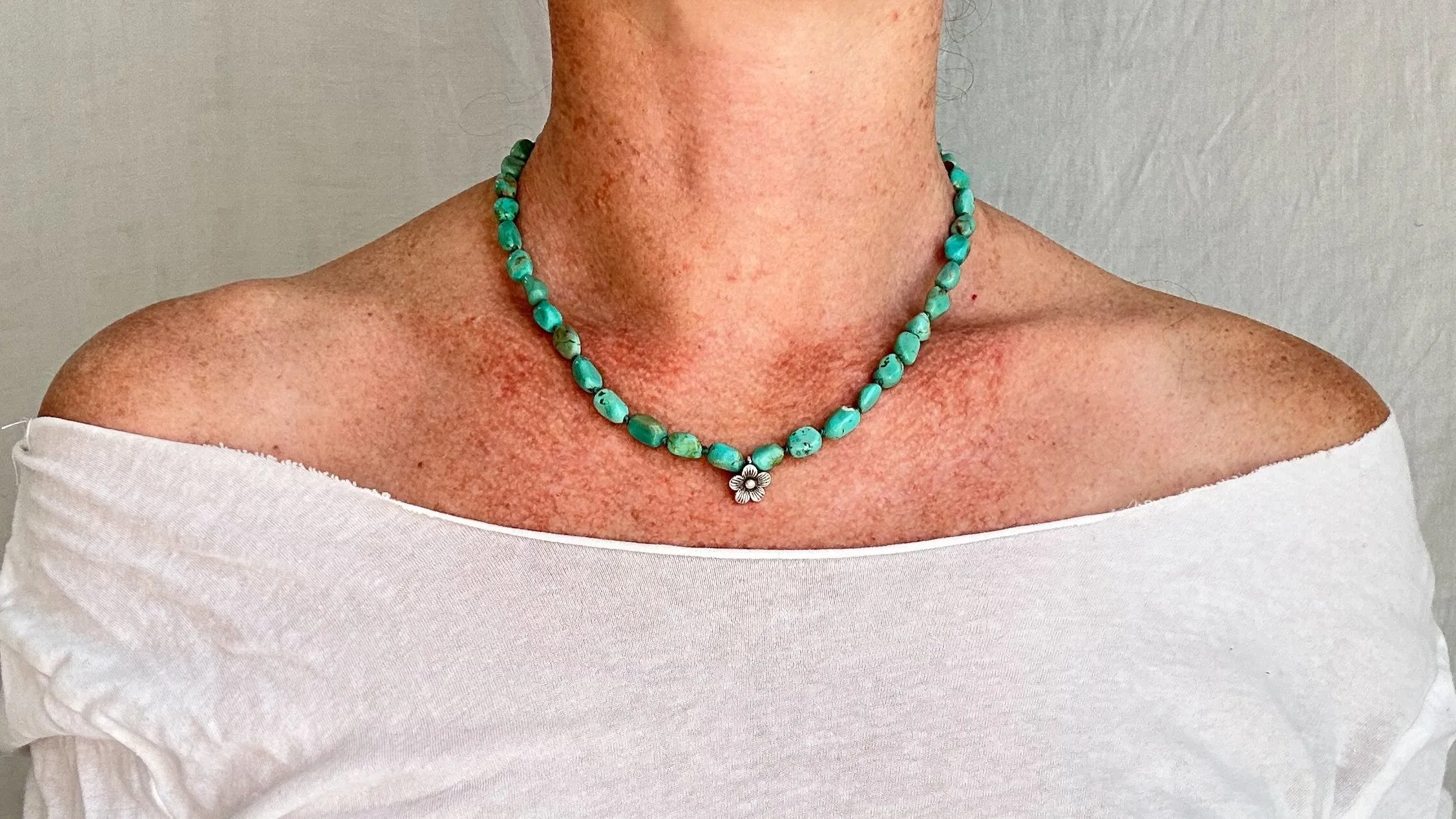 Turquoise & Sterling Necklace. Natural American Turquoise. 2278